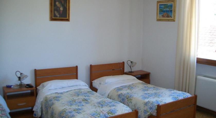 B&B Locanda La Rotonda Montale  Δωμάτιο φωτογραφία